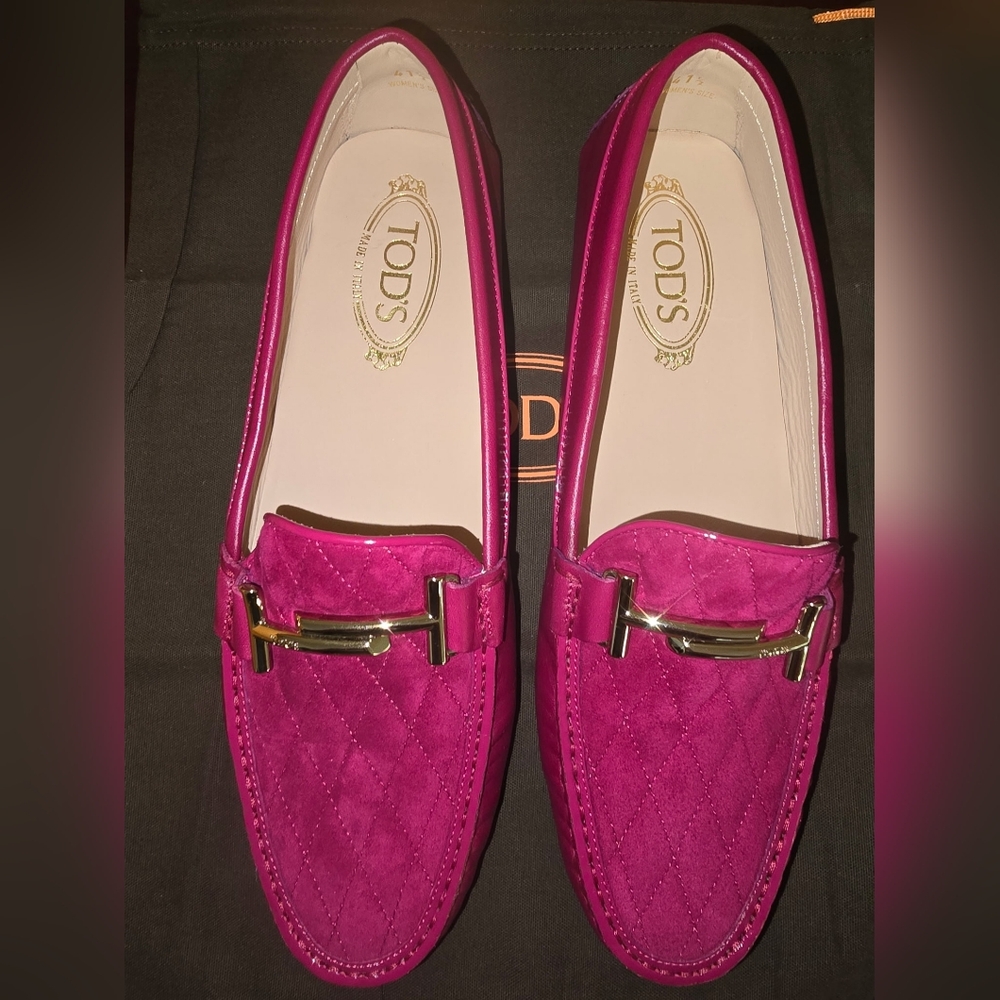 Tod's Fuchsia Suede Loafers for Women